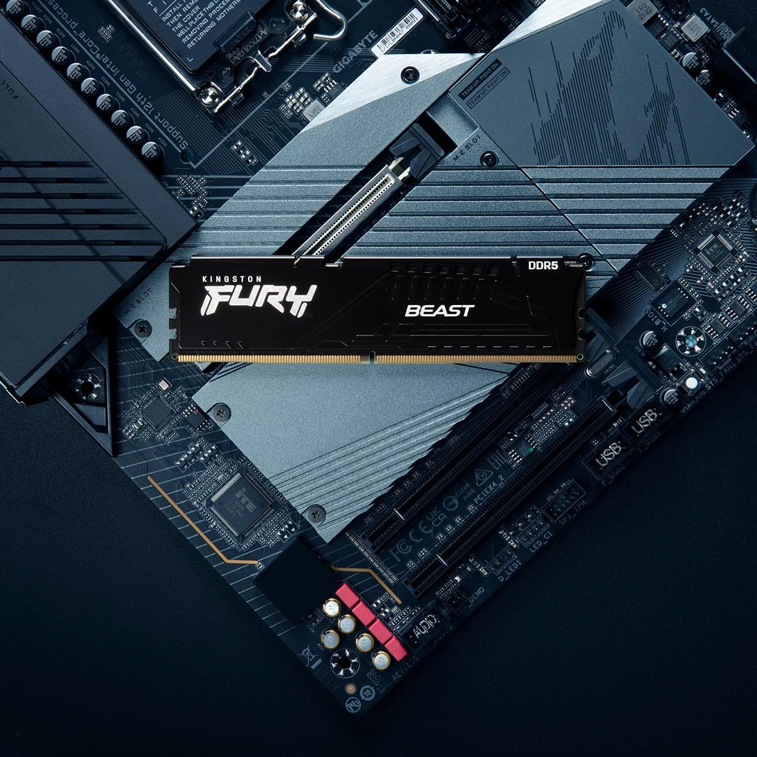 Память оперативная Kingston FURY Beast KF560C30BBE-32