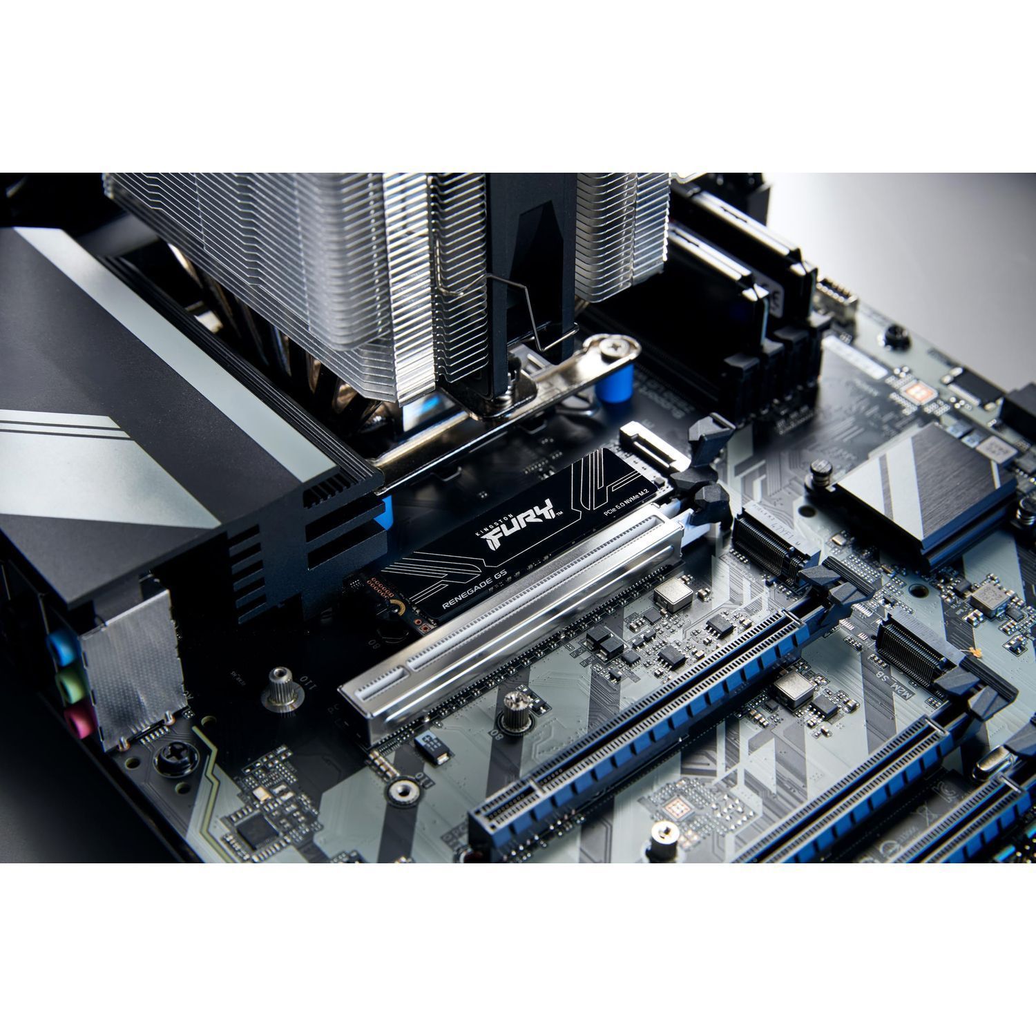 Твердотельный накопитель Kingston Fury Renegade SFYR2S/1T0